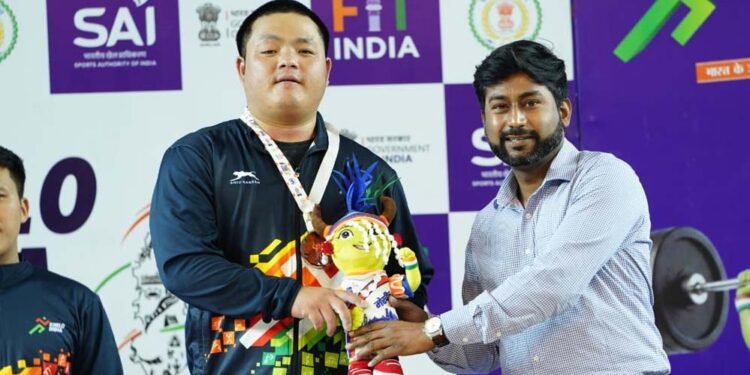 भारत्तोलन पुरुष 88 किग्रा वर्ग में अरुणाचल के रुबा ताडु बने चैंपियन