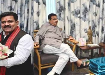 NH-30 के 122 किमी हिस्से को 4-लेन करने का प्रस्ताव, डिप्टी सीएम विजय शर्मा ने केंद्रीय मंत्री गडकरी से की मुलाकात