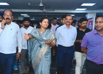 सूरजपुर में इलाज में लापरवाही पर भड़कीं लक्ष्मी राजवाड़े: गर्भस्थ शिशु की मौत के बाद भी इलाज न मिलने पर जताई नाराजगी