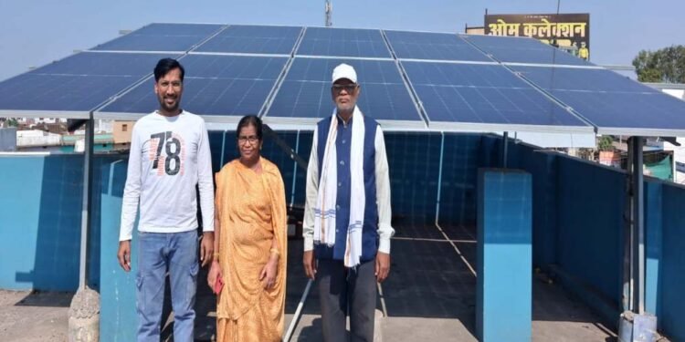 रायपुर : प्रधानमंत्री सूर्यघर मुफ्त बिजली योजना: जमुना पाण्डे का घर सौर ऊर्जा से हो रहा रोशन