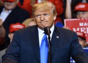 जंग के बीच ट्रंप को मिली बड़ी शिकस्त, US पर ₹16 लाख करोड़ का नुकसान, भारत को राहत