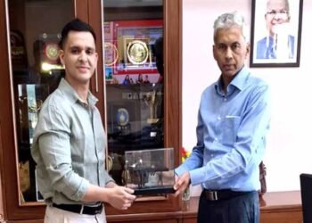 मुख्य सचिव  जैन से आईज़ीआई वेंचर्स के संस्थापक ने की भेंट