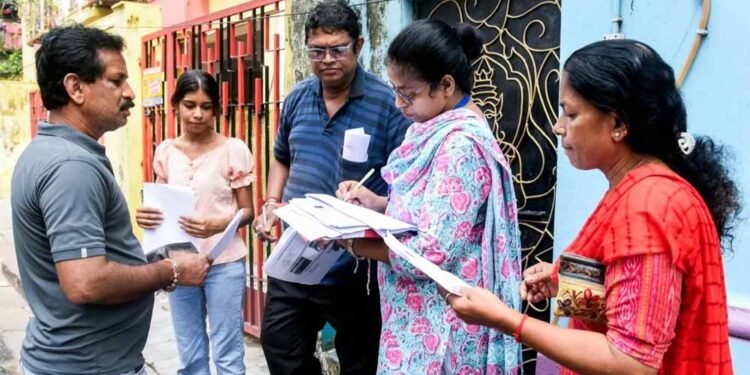 SIR के बाद शिक्षकों पर नई जिम्मेदारी: छत्तीसगढ़ में जनगणना ड्यूटी का ऐलान