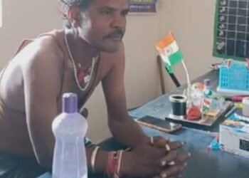 स्कूल में शराब पीकर आए दो सहायक शिक्षक सस्पेंड, डीईओ ने उठाया कड़ा कदम