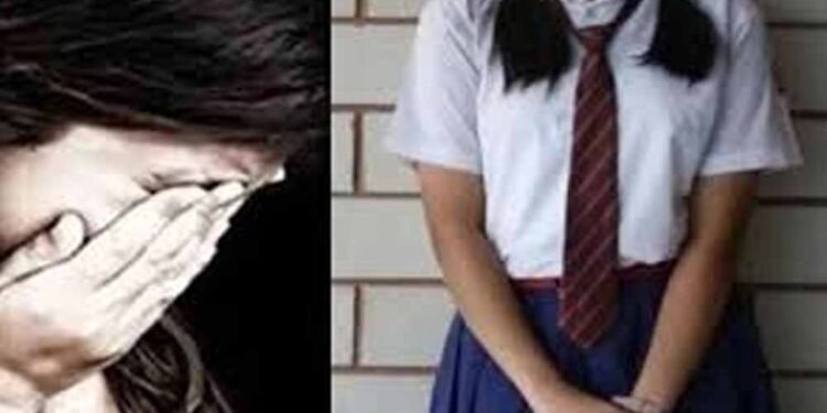 छत्तीसगढ़ में 10वीं की छात्रा गर्भवती, लापरवाही पर छात्रावास अधीक्षिका सस्पेंड