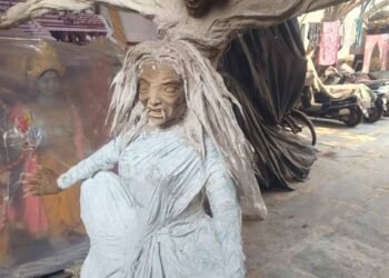 रायपुर में ‘मुंज्या’ थीम की होलिका बनी आकर्षण, चौक-चौराहों पर दिखेंगी अनोखी मूर्तियां