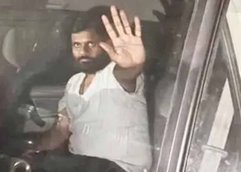 PM मोदी पर विवादित टिप्पणी भारी पड़ी: कांग्रेस नेता विनोद तिवारी को दिल्ली पुलिस ने किया गिरफ्तार