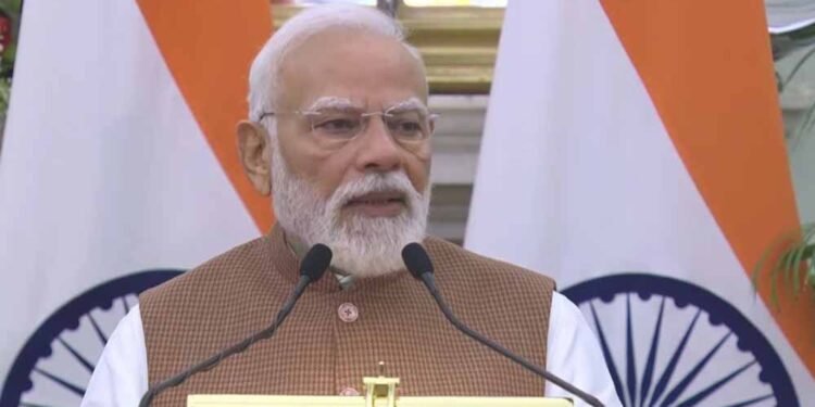 PM मोदी ने रचा इतिहास: सबसे लंबे समय तक सरकार प्रमुख रहने का रिकॉर्ड बनाया