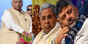 कर्नाटक में CM पद की बढ़ी अटकलें, मल्लिकार्जुन खरगे के साथ दिल्ली निकले शिवकुमार