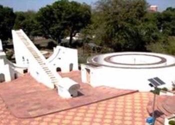 वसंत संपात का असर: अब बढ़ेंगे दिन और घटेंगी रातें, उज्जैन वेधशाला में दिखा खास नज़ारा