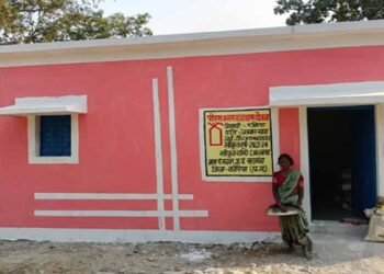 झोपड़ी से पक्के आशियाने तक- पीएम जनमन योजना से बदली रनिया बाई की जिंदगी’