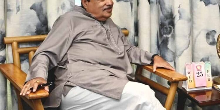 केंद्रीय परिवहन मंत्री  नितिन गडकरी से मिले उपमुख्यमंत्री  विजय शर्मा