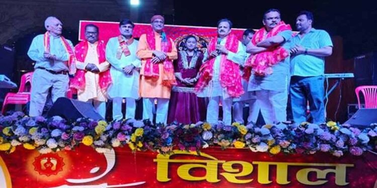 माँ के आशीर्वाद से ही सभी कार्य सफल होते हैं : उप मुख्यमंत्री  शुक्ल