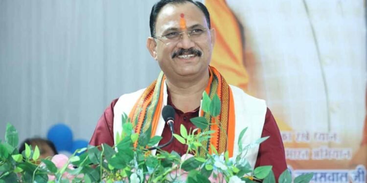 एमसीबी जिले से टीबी मुक्त भारत अभियान का स्वास्थ्य मंत्री श्याम बिहारी जायसवाल ने किया शुभारंभ