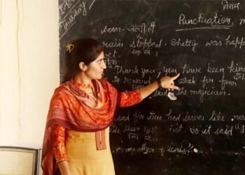 TET अनिवार्यता के विरोध में 4 अप्रैल को दिल्ली में बड़ा प्रदर्शन, छत्तीसगढ़ से 25 हजार शिक्षक होंगे शामिल