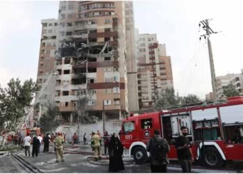 हफ्तेभर के युद्ध में ही हिली दुनिया, ईरान संकट के बीच उछले कच्चे तेल के दाम