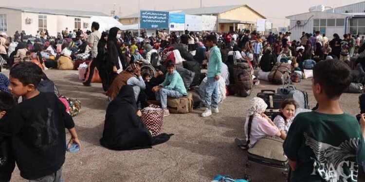 ईरान में संकट गहराया: हजारों लोग बेघर, 32 हजार लोगों ने अफगानिस्तान में ली शरण – संयुक्त राष्ट्र