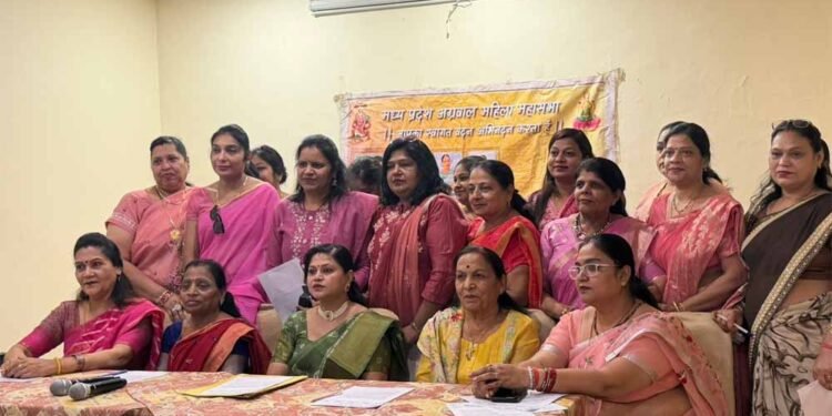 अग्रवाल महासभा की सक्रिय महिला प्रदेश अध्यक्ष ने पद से दिया इस्तीफा