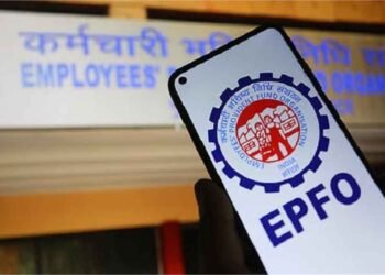 EPFO अपडेट: बिना ऑफिस जाए मिनटों में चेक करें PF बैलेंस और पासबुक, जानिए आसान तरीका