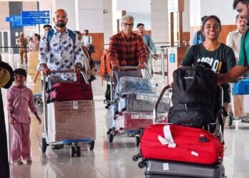 दुबई में भारतीय दूतावास की एडवाइजरी: नागरिकों को गैर-जरूरी यात्रा से बचने की सलाह