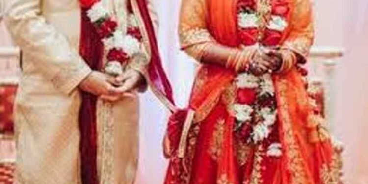 लव मैरिज का विरोध पड़ा भारी: बेटे की मौत के बाद हर साल कराते हैं ‘प्रतीकात्मक शादी’