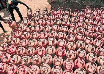 सिलेंडर बुकिंग नियम में बदलाव, नई टाइम लिमिट तय, अब 45 दिनों में करना होगा बुक