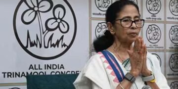 ममता बनर्जी का मास्टरस्ट्रोक: महिलाओं और बेरोजगारों को मासिक भत्ता, जानें 10 बड़े वादे