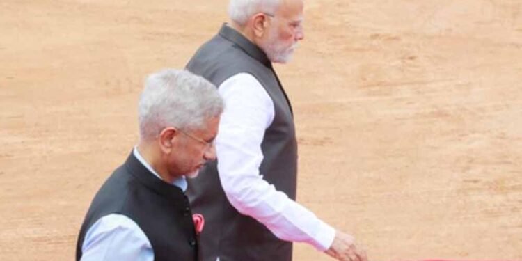 पश्चिम एशिया संकट पर उच्च स्तरीय बैठक: पीएम मोदी और अमित शाह ने की समीक्षा