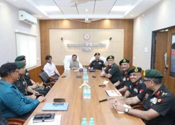 उप मुख्यमंत्री शुक्ल से थल सेना प्रमुख जनरल उपेन्द्र द्विवेदी ने की सौजन्य भेंट