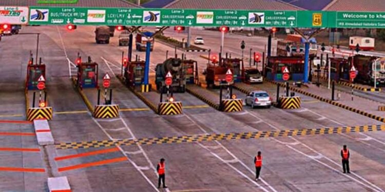 MP की सड़कों पर टोल का ‘बड़ा खेल’, आदेश से पहले ही वसूले करोड़ों, PWD मंत्री ने दी सफाई