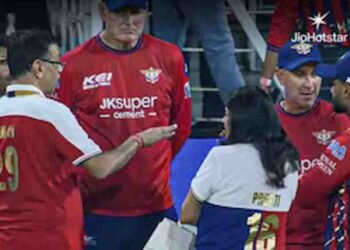 इकाना में दिल्ली कैपिटल्स का पलटवार, समीर रिज़वी और स्टब्स की साझेदारी ने लखनऊ को दी 6 विकेट से मात