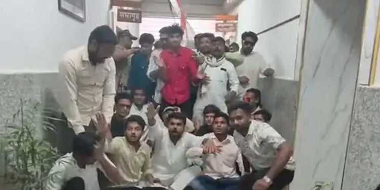 शाजापुर में 12 नामजद और 150 कांग्रेसियों पर केस दर्ज, SP बोले- सुरक्षा चूक पर TI देंगे जवाब