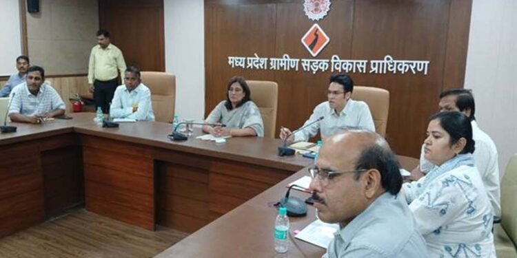 जल गंगा संवर्धन अभियान के सहभागी सभी विभाग डैशबोर्ड में अनिवार्य रूप से दर्ज करें जानकारी : अपर मुख्य सचिव  रस्तोगी