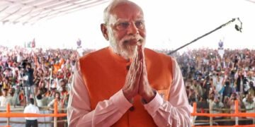 वाराणसी में पीएम मोदी का दौरा: 6300 करोड़ की सौगात के साथ महिला सशक्तिकरण पर बड़ा संदेश