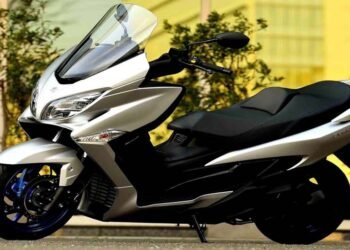 अब स्कूटर में मिलेगा 400 सीसी का पावरफुल इंजन, मुंबई में पेश हुआ नया मॉडल