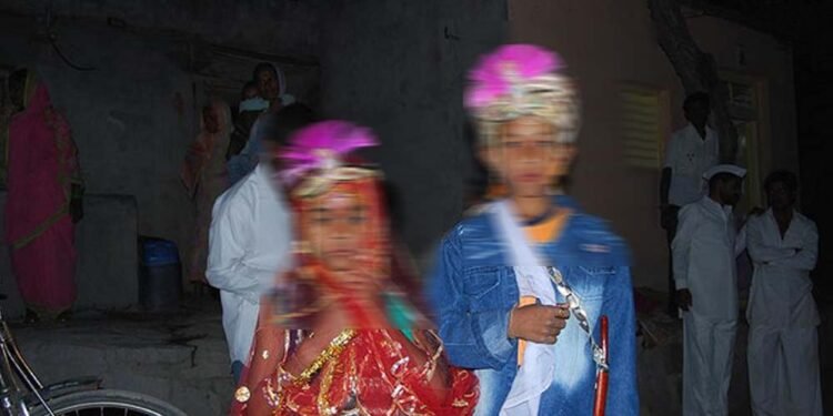 9 साल का दूल्हा, 8 साल की दुल्हन: MP में बाल विवाह पर टेंट संचालक और पंडित के खिलाफ कार्रवाई