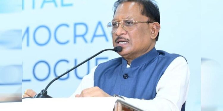 डिजिटल डेमोक्रेसी डायलॉग में मुख्यमंत्री का आह्वान: क्रिएटर्स दिखाएं बदलते छत्तीसगढ़ की नई पहचान