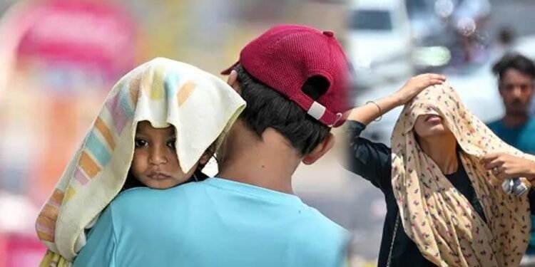 यूपी से पंजाब तक लू का कहर, पारा 45 डिग्री तक पहुंच सकता है; बारिश का भी अलर्ट जारी