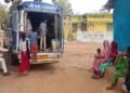 ​वनांचलों की ‘संजीवनी’ बनी मोबाइल मेडिकल यूनिट: साढ़े तीन माह में 2000 से अधिक ग्रामीणों का हुआ निःशुल्क उपचार