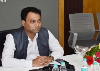 विभागीय समन्वय और समयबद्ध कार्ययोजना के साथ कार्य करें : आयुक्त भोंडवे