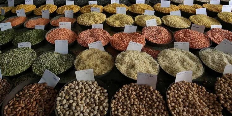 Iran War Impact: ‘अगर युद्ध 40 दिन से ज्यादा चला, तो…’ इकोनॉमिस्ट ने दी चेतावनी, खाद्य कीमतें 6 महीने के उच्चतम स्तर पर