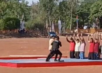 भोपाल में लाल परेड ग्राउंड पर NSG कमांडो ने दिखाया पावर शॉ