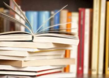 निजी स्कूलों की मनमानी खत्म: SCERT की मुफ्त किताबें देने का आदेश