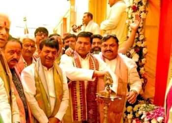 Parashurama जन्मोत्सव पर आज निकलेगी भव्य शोभायात्रा, बिना अस्त्र-शस्त्र के होंगे श्रद्धालु शामिल