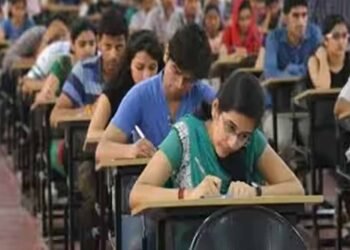 दुर्ग में पेपर विवाद के बाद बड़ा फैसला: इंग्लिश प्रश्न पत्र निरस्त, 30 अप्रैल को दोबारा परीक्षा