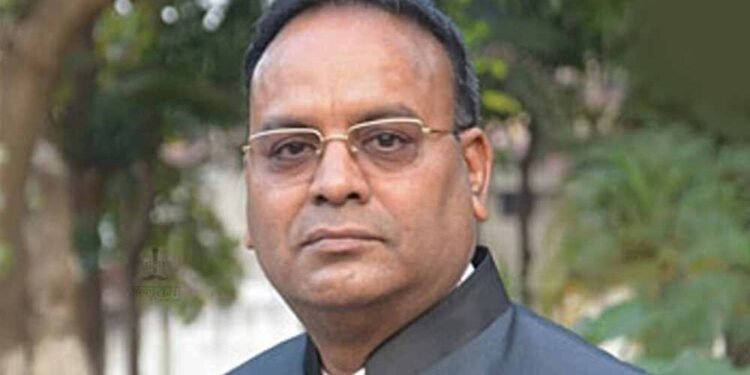 Mallikarjun Kharge के बयान पर Ajay Chandrakar का तंज- ‘संन्यास लेकर जपे माला’