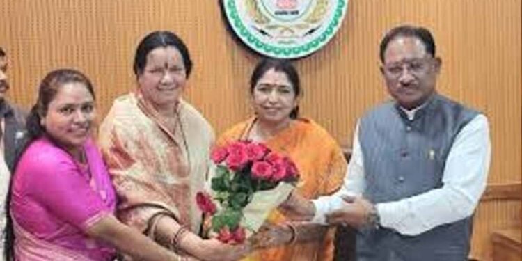 संसद में गूंजेगी ‘नारी शक्ति’: लक्ष्मी वर्मा का भरोसा, सीएम साय के पत्र पर बड़ा आश्वासन