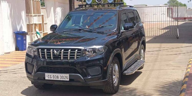 CM साय का देसी अंदाज: फॉर्च्यूनर छोड़ अब ‘स्कॉर्पियो’ में करेंगे सफर