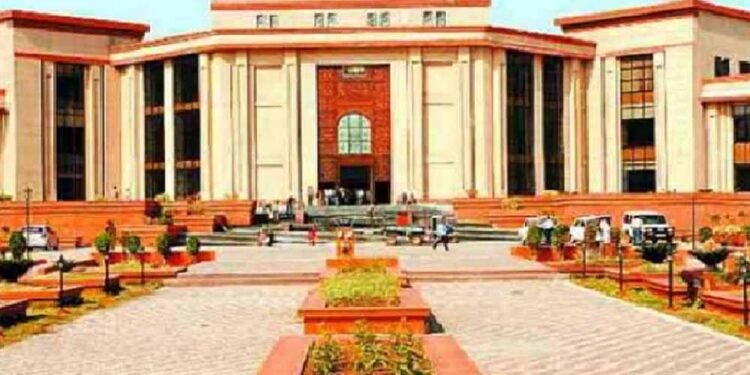 छत्तीसगढ़ हाईकोर्ट का बड़ा फैसला: राजस्व उप निरीक्षक की नियुक्ति निरस्त