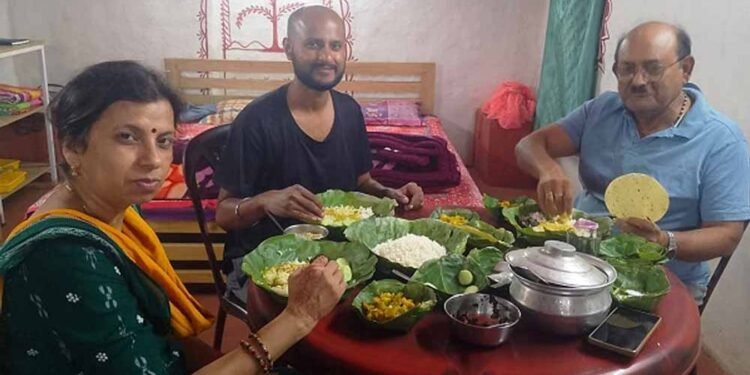 जशपुर का गांव बना ग्रामीण टूरिज्म हब: होमस्टे मॉडल से मिली नई पहचान